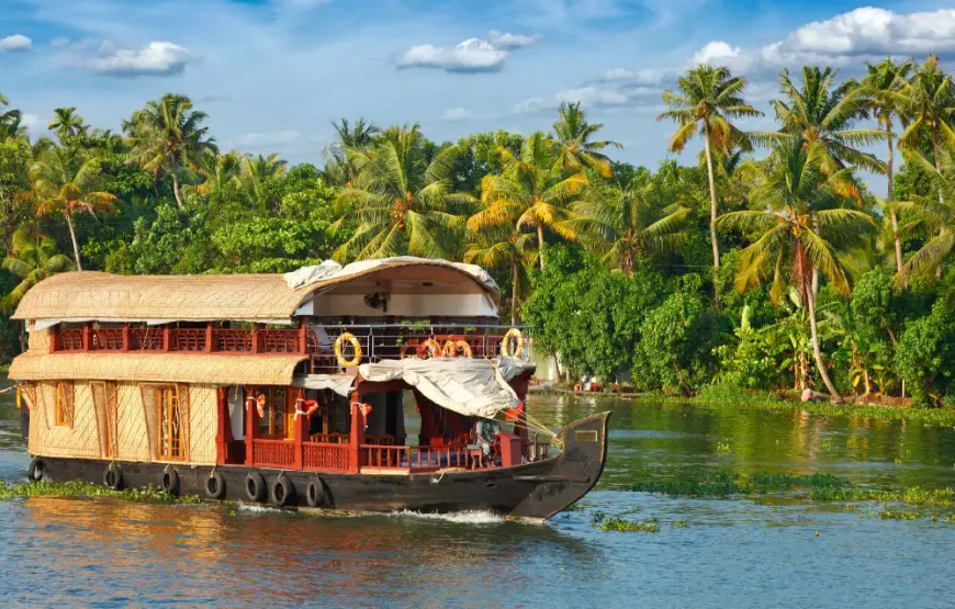 Kerala: 04 Nights/05 Days Package